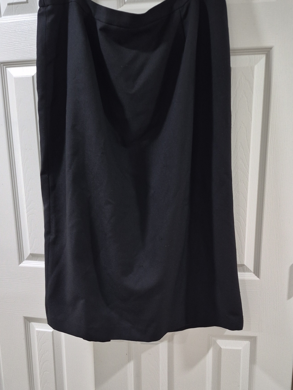 Nina Capri Black Midi Skirt - Classic Straight Silhouette